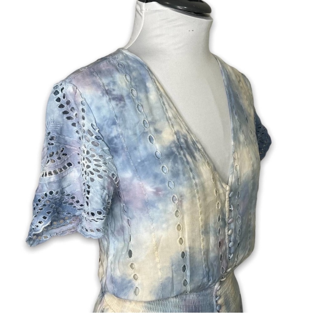 YFB Young Fabulous & Broke Costa
Maxi Dress M Tie Dye Eyelet Lace - Picture 12 of 12